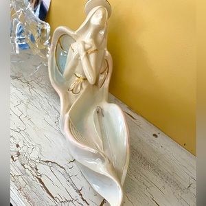 Angels Above votive candle holder gold trimmed 10'' Vanmark Glazed angel